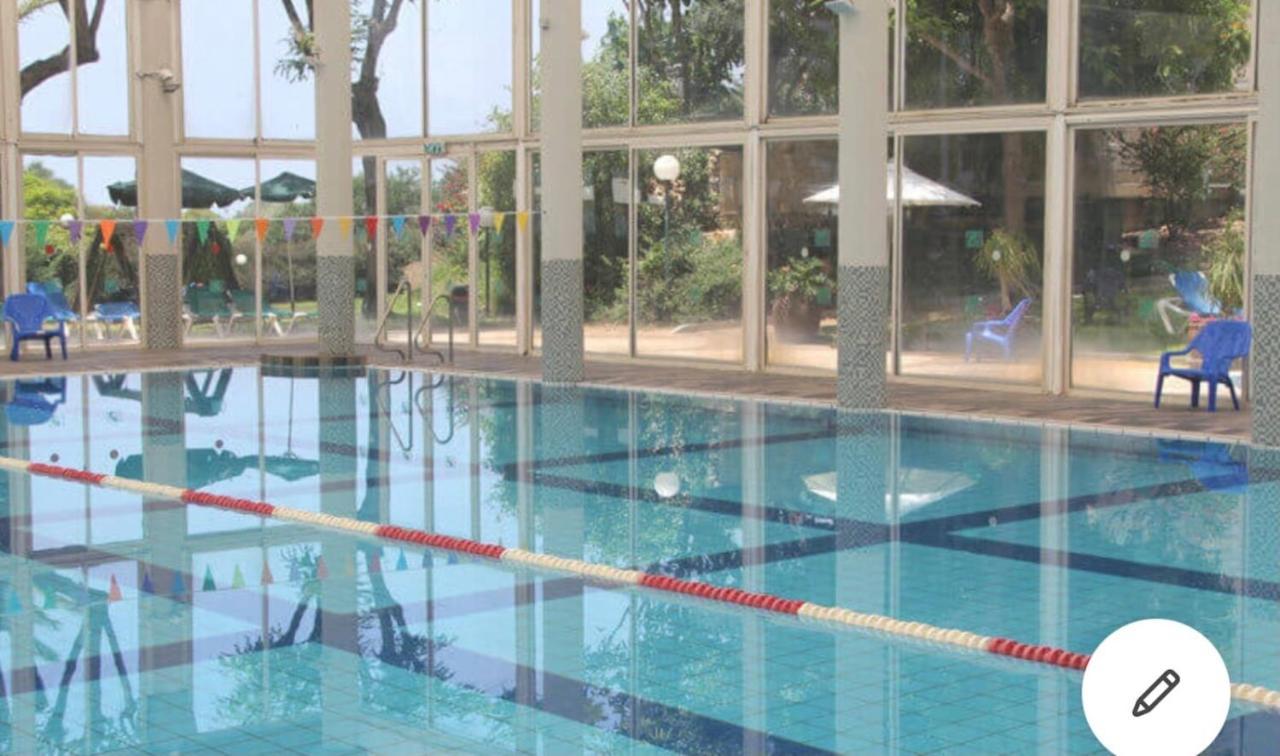 Caesarea Inn Экстерьер фото