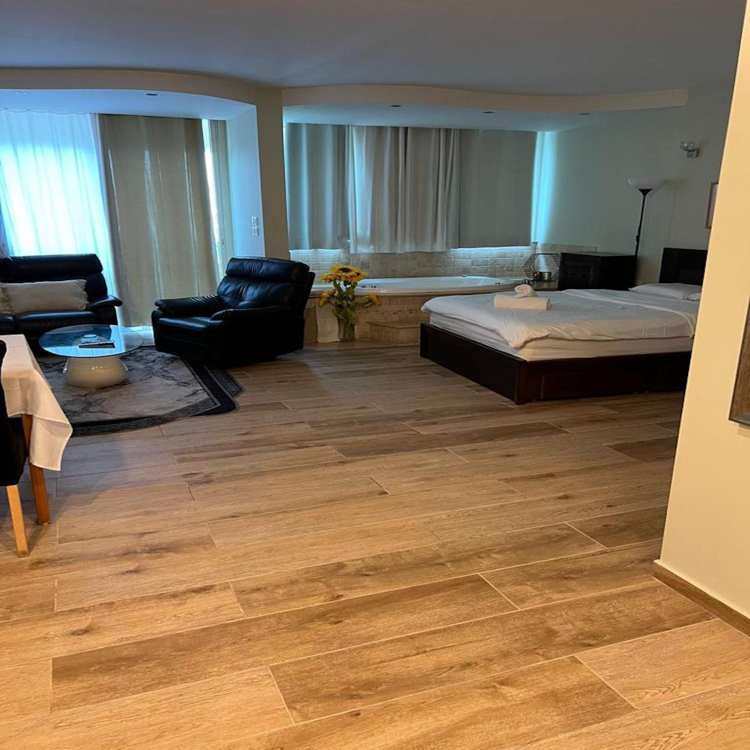 Caesarea Inn Экстерьер фото